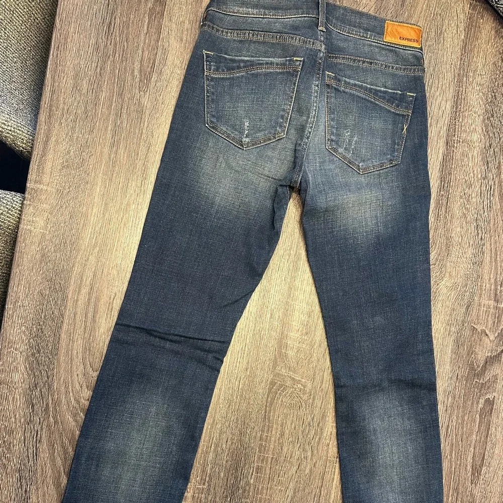 Express Mid Rise Skinny Jeans - Picture 2 of 3